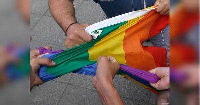Верховный суд россии запретил ЛГБТ и признал его «экстремистской организацией»