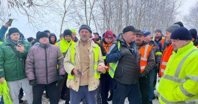 Украинские водители приостановили голодовку после переговоров с польскими забастовщиками