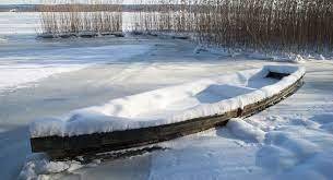 Лед в Литве пока не прочный, по нему нельзя ходить - спасатели и синоптики