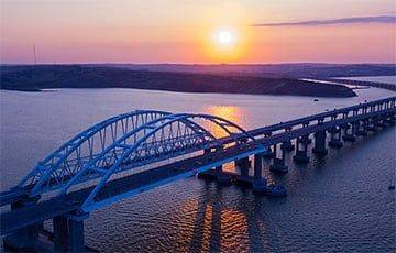 Военный эксперт: После шторма Крымский мост стал хорошей целью для ракет
