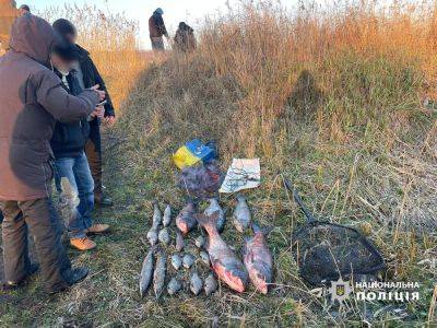 Двоих браконьеров, наловивших 55 кг рыбы, задержали на Харьковщине