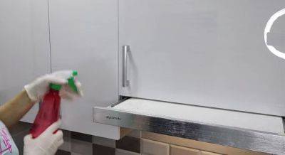 Как вымыть липкий налет на кухне: действенные советы