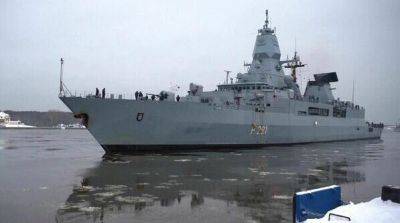 В Литву прибыли боевые корабли НАТО