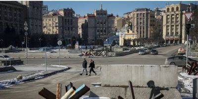 В центре Киева произошел обвал стены во время ремонтных работ: есть погибший и пострадавший