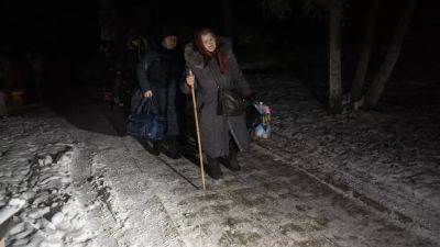 Бегство из оккупации: украинским беженцам помогают волонтёры