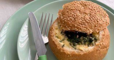 Жюльен в хлебной мисочке: простой рецепт идеального ужина (видео)