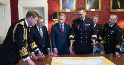 Британия и Норвегия создали "морскую коалицию" для Украины
