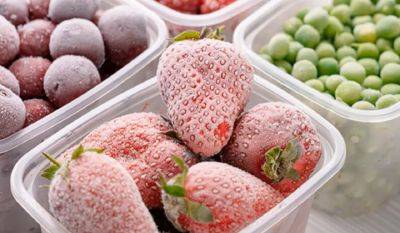 Учитывайте несколько моментов: безопасно ли потреблять размороженые ягоды