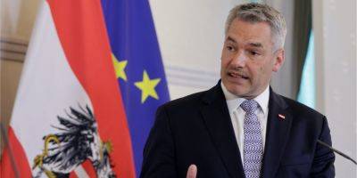 Канцлер Австрии выступил против начала переговоров по вступлению Украины в ЕС