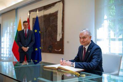 Гитанас Науседа - Дональд Туск - Президент Литвы поздравил Туска, ставшего премьер-министром Польши - obzor.lt - Украина - Польша - Литва - Премьер