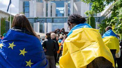 Европейцы более благосклонны к вступлению Украины в ЕС, чем к другим кандидатам - опрос - pravda.com.ua - Украина - Молдавия - Грузия - Черногория - Ес