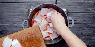 Один лишь запах уже намекает на добавку: рецепт рыбного жаркого по-закарпатски с в бульоне и томатном соусе