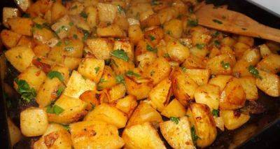 Мало кто знает: нужно ли на самом деле варить картофель перед запеканием в духовке - cxid.info