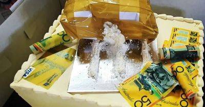 Стоит 6 тыс. гривен: мать заказала "кокаиновый торт" в подарок сыну на 30-летие (фото)
