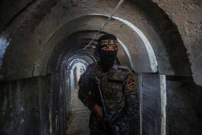 ЦАХАЛ показал, как уничтожают террористов в туннелях Газы