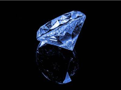 Британия вводит запрет на импорт алмазов из России с 1 января