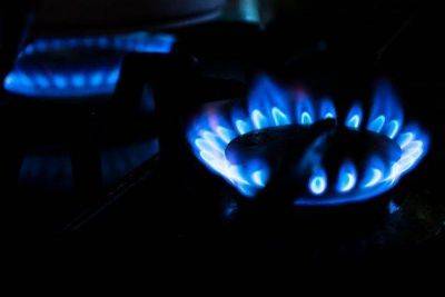 ICE: цены на газ опустились на 2%, ниже 400 долларов за тысячу кубометров