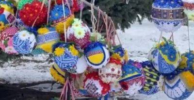 И как это назвать? На Львовщине украли с елки игрушки, которыми прославилась жена украинского воина