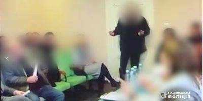 Нацполиция показала момент подрыва депутатом гранат в сельсовете в Закарпатье — видео - nv.ua - Украина - Закарпатская обл.