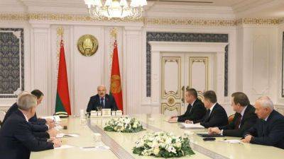 Лукашенко заявил о задержании «двух десятков групп террористов»; Украина завела уголовное дело против паралимпийца. Главное в Беларуси за неделю