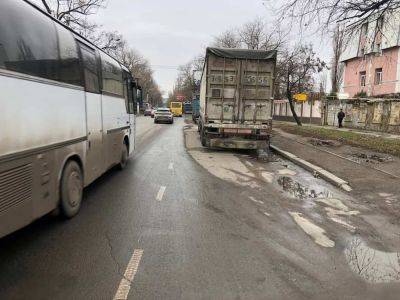 В Одессе возле Пересыпи массово штрафуют водителей фур | Новости Одессы