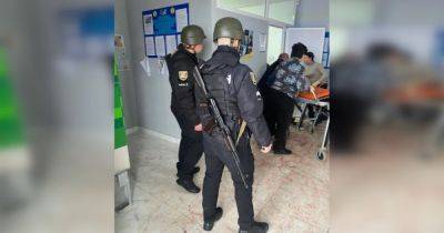 Депутат взорвал гранаты во время заседания на Закарпатье: пострадали 26 человек (видео 18+)