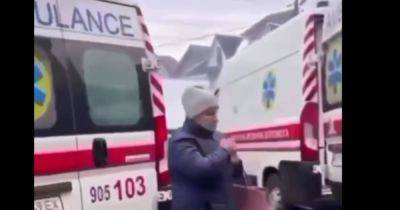 Взрыв в сельсовете на Закарпатье: в сети появились кадры эвакуации раненых (видео)