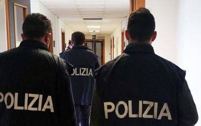 В Италии правоохранители провели спецоперацию против молодежных банд - korrespondent.net - Украина - Италия - Грузия - Афины - Греция