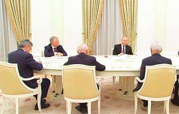 Геннадий Зюганов - «Выпороть — это легко»: Путин обсудил с Зюгановым телесные наказания - charter97.org - Белоруссия - Североморск