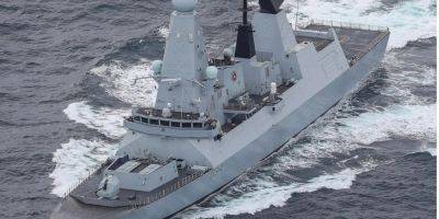 Британский эсминец сбил в Красном море беспилотник, который предположительно угрожал торговому судну