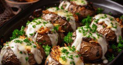 Красиво, просто и вкусно: фаршированный картофель с грибами в духовке - focus.ua - Украина