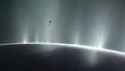 Прям как в фильме "Чужие": ученые рассказали о странных признаках жизни на одном из спутников Сатурна