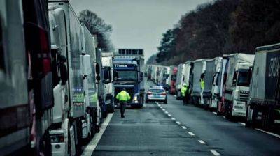 В Польше в сторону Украины очередь из более 2 тысяч грузовиков - ГПСУ