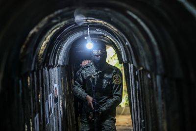Газа: солдаты ЦАХАЛа нашли вход в туннель в детской комнате жилого дома