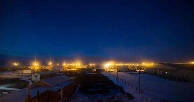 Никакого света: город на Аляске погрузился в ночь до следующего года (фото, видео)