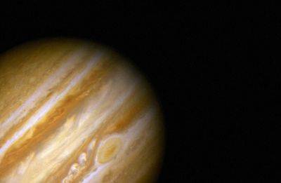В спутник Юпитера Ганимед врезался неизвестный объект - planetanovosti.com - Япония