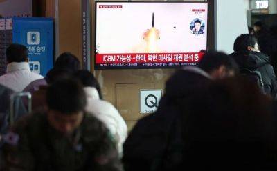 КНДР запустила две баллистические ракеты за 12 часов
