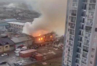 При пожаре в жилом доле в столице погибли трое человек. Видео