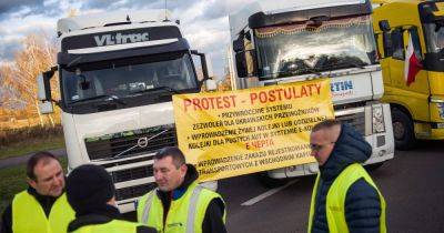 Протесты на границе: польские перевозчики снова заблокировали проезд грузовиков, — ГПСУ - focus.ua - Украина - Польша - Блокада