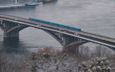 Мост Метро закроют или нет - в КГГА заявили, что ремонт не повлияет на работу метро