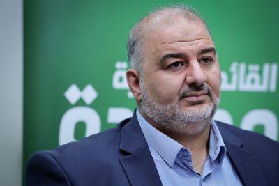 Мансур Аббас призвал ХАМАС сложить оружие