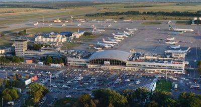 У Зеленского рассказали, какой аэропорт в Украине заработает первым