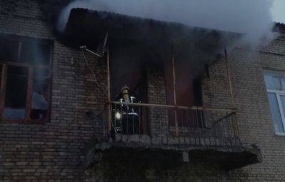 В Лисичанске загорелось еще одно здание: подробности - фото
