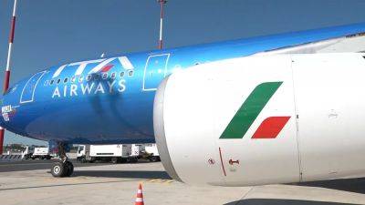 Alitalia увольняет 2 700 сотрудников