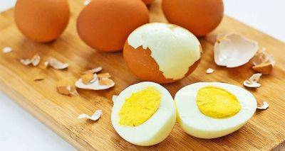 Почему нельзя стучать яйцами: когда узнаете — будете всем рассказывать
