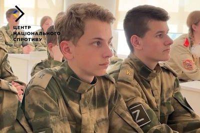 На оккупированной Луганщине россияне вербуют "кадетов", - ЦНС