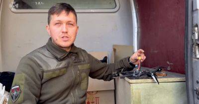 Захватили под Бахмутом: украинские пограничники изучают трофейный дрон ВС РФ (видео)