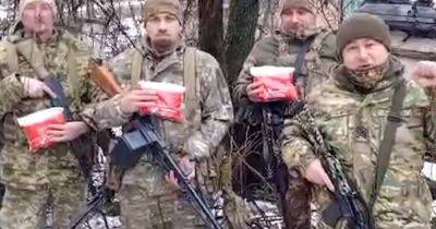 Защитники получили хотпаки от "Украинской команды" – сбор продолжается
