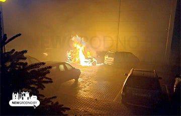 В Гродно сгорели несколько машин