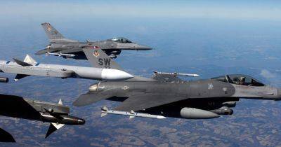 Нидерланды готовят первую партию из 18 истребителей F-16 для ВВС Украины, — Зеленский